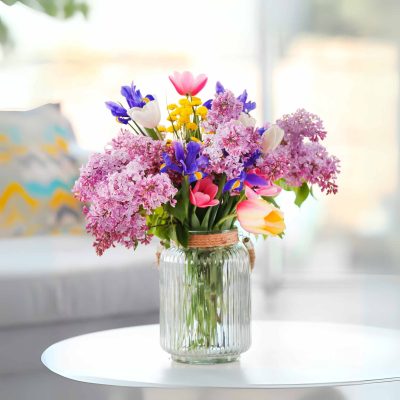 Florero de Hortensias y Claveles