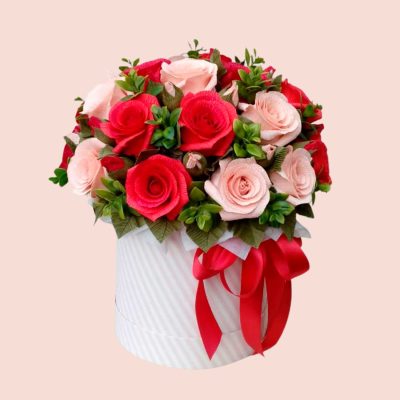 Cilindro Happy de Rosas Surtidas