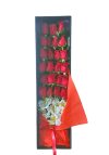 Caja de 24 Rosas Rojas & Astromelias Blancas